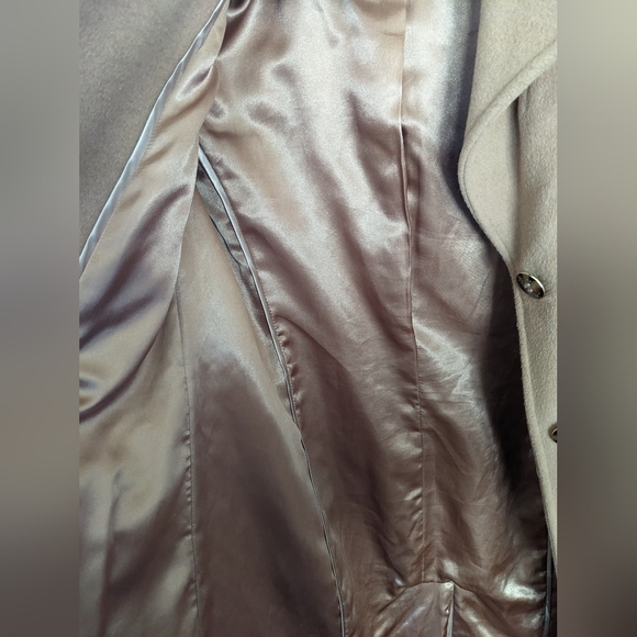 Calvin Klein Women's Cashmere and Wool Blend Coat, Size 2 Camel - Picture 6 of 7